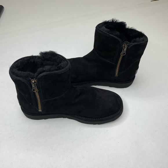 UGG Genuine Sheepskin Mini Boot - Picture 9 of 10